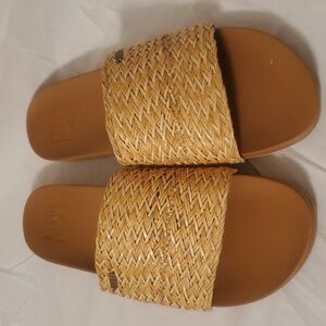 Ladies Reef Sz 9 sandals